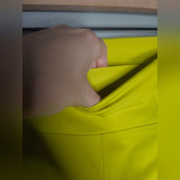 Girlfriend collective neon high-rise biker short - Picture 6 of 7